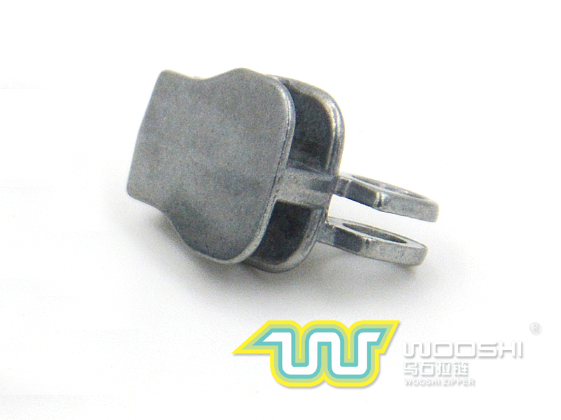 7#尼龙-双孔碰头